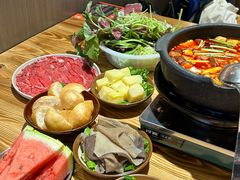 -黔二妞地摊火锅(龙华清湖店)