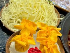 -冯校长老火锅(中联广场店)