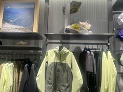 -ARC'TERYX始祖鸟(北京王府中环店)