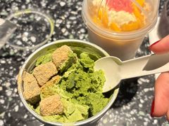 三倍厚抹手炒冰-喜茶(深圳万象城黑金店)