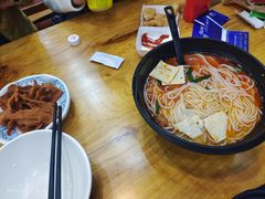 -桥香园过桥米线(国贸店)