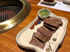 -肉魁屋·烧肉·烧鸟·酒场(高新店)