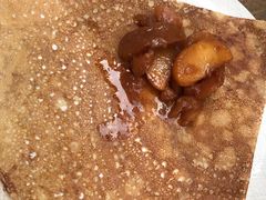 慢炖盐焦糖苹果可丽饼-RAC BAR(安福路店)