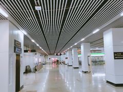 -龙溪路(地铁站)