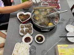 -官塘陈记鱼生·潮汕砂锅粥·牛肉火锅(潮枫路总店)