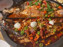 -鸣记脆皮烤鱼·海鲜烤鱼(三八广场店)