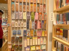 -猫的天空之城概念书店(印象城购物中心店)
