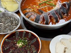 -苗侗地道红酸.酸汤鱼·酸汤牛肉