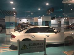 -虹桥天地-停车场