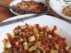 -严记小天府酸菜鱼(西四路店)