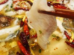 -渔语鱼酸菜鱼新川菜(来福士店)
