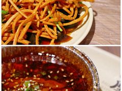 馓子拌皮蛋-巴厘龙虾·榜首油焖大虾(音乐学院·沿江酒馆店)