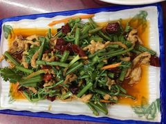 -东北四季饺子王(华山路店)