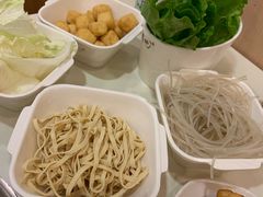 -一席地·本地鸡窝·杭帮鸡火锅(萧山银隆百货店)
