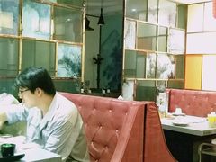 -金迈圆烤肉餐厅(维多利店)