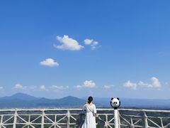 -玻璃桥景区石牛寨