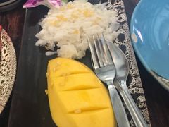 -Pad Thai Kratong Thong by ama