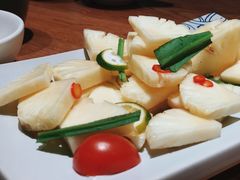 青柠檬拌鲜菠萝-云海肴·汽锅鸡·云南菜(高德置地店)