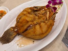 -光海鲜鱼翅餐厅(叻差拉披色路店)