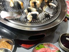 -围炉肉舍丹东海鲜烤肉·烤活鳗(步行街店)