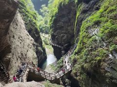 -龙水峡地缝景区