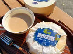 -花花卷卷·鲜食蛋糕(静安久光百货店)