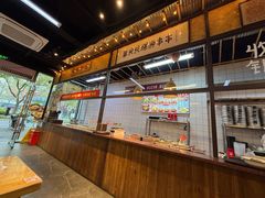 -丽丽三鲜螺蛳粉(田林路店)