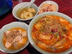 -粉家柳州螺蛳粉(杨宅路店)