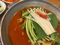 -喇喇排骨火锅·传统韩式脊骨汤(望京西园总店)