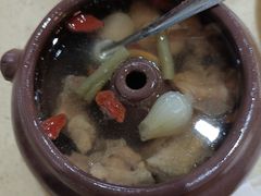 -桥香园云南过桥米线(金马碧鸡店)
