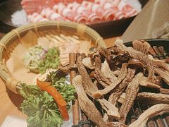 -捞王锅物料理(上海世茂广场店)