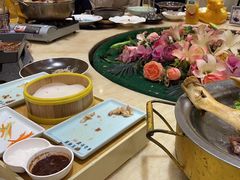 -沪华海鲜大酒楼(南汇店)