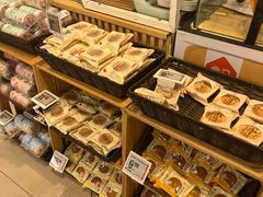 -盒马鲜生(红莲店)