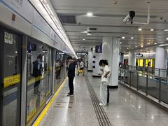 -陆家浜路(地铁站)