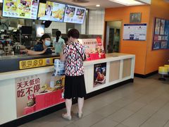 -麦当劳(十字街店)