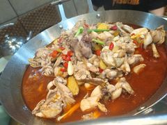 -昱龙大盆牛蛙馆(三兴街总店)