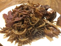 卤味拼盘-花语咖啡
