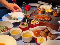 -弦月窗LUNETTE BY AMANDA(复兴路店)