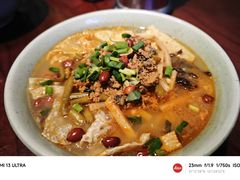 -粉家柳州螺蛳粉(杨宅路店)