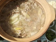 -思念果岭湖畔花房餐厅