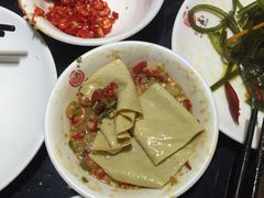 -重庆德庄火锅(体育中心店)