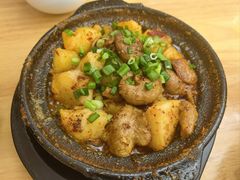 麻辣肥肠-十吉老砂锅(天生丽街生活馆店)
