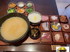 -银米·云南传统过桥米线(双廊黑金冠店)