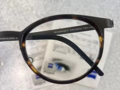 -爱视眸Eyeblling眼镜·依视路·蔡司镜片折扣店(百联南方商城购物中心)