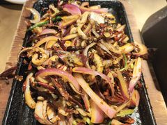 -吞鱼兽麻辣烤鱼(万达店)