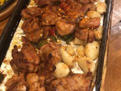 -老东镇啤酒屋海鲜加工·蒸汽海鲜·海鲜烧烤(台东店)