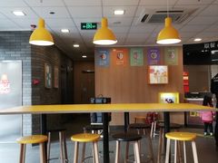 大堂-麦当劳(燕顺路店)