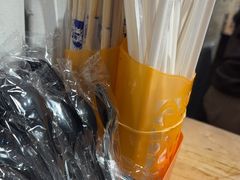 -柳州肥姨妈大骨螺蛳粉(沙河店)