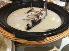 -香山湖家家宴(中山陵店)