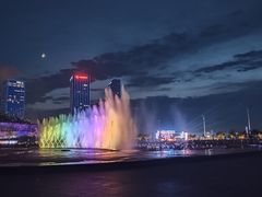 -东港音乐喷泉广场